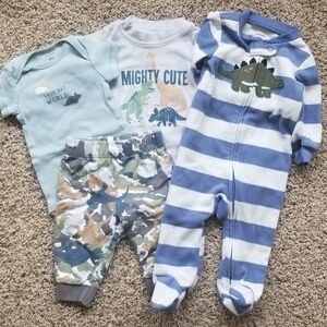 Baby Boy's 6M 4PC Carter's Dinosaur Bundle.